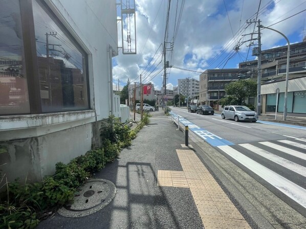 戸塚区吉田町マンションの物件外観写真